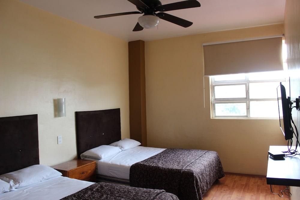 Hotel Del Parque Guadalajara Zewnętrze zdjęcie