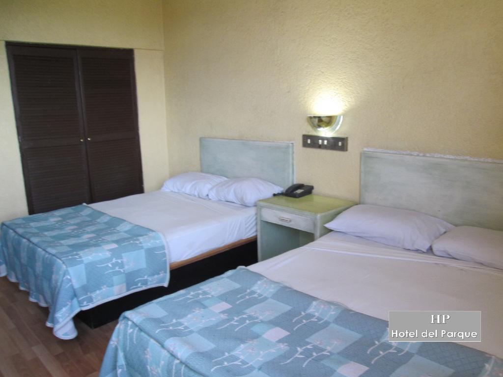 Hotel Del Parque Guadalajara Zewnętrze zdjęcie