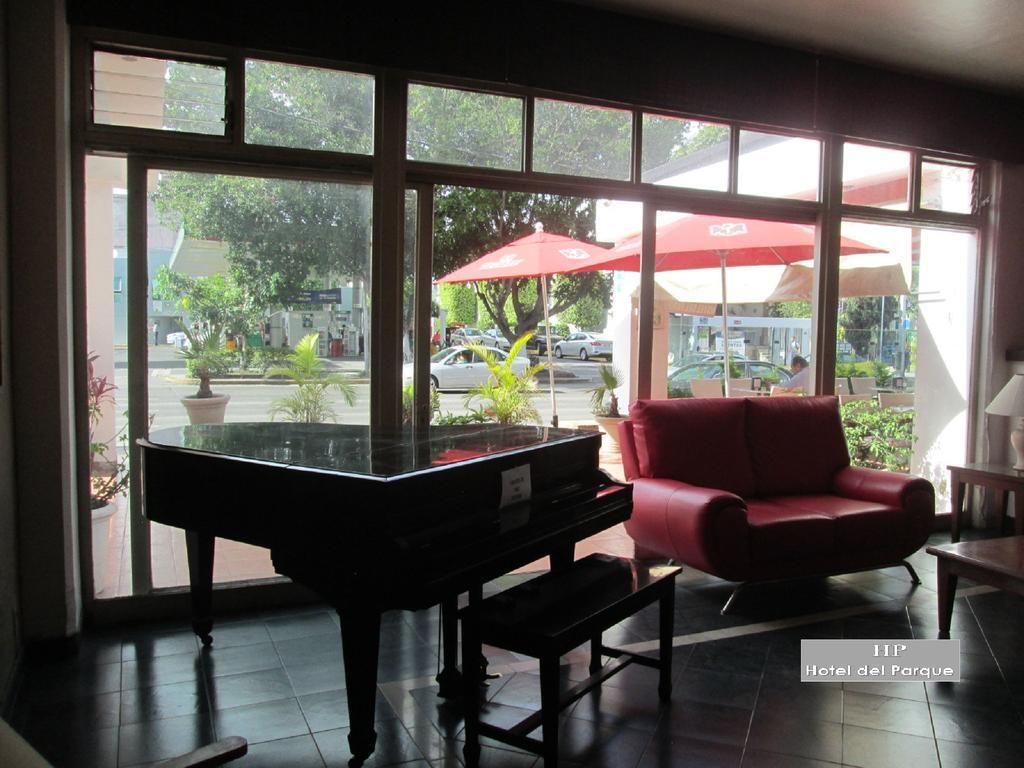 Hotel Del Parque Guadalajara Zewnętrze zdjęcie